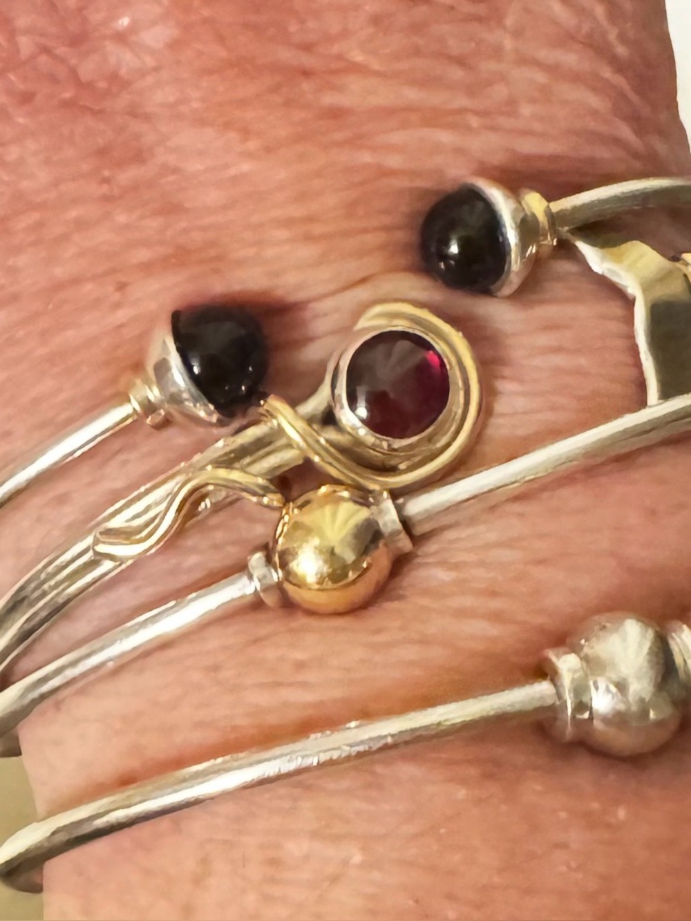 EDEN HAND ARTS 2025 Sterling Silver and Gold Bracelet with Black Onyx size L